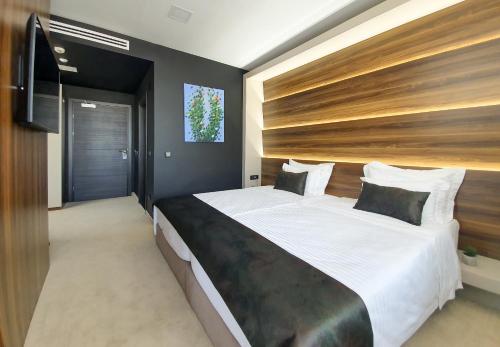 Imagen de la habitación del Hotel NB&Spa. Foto 9
