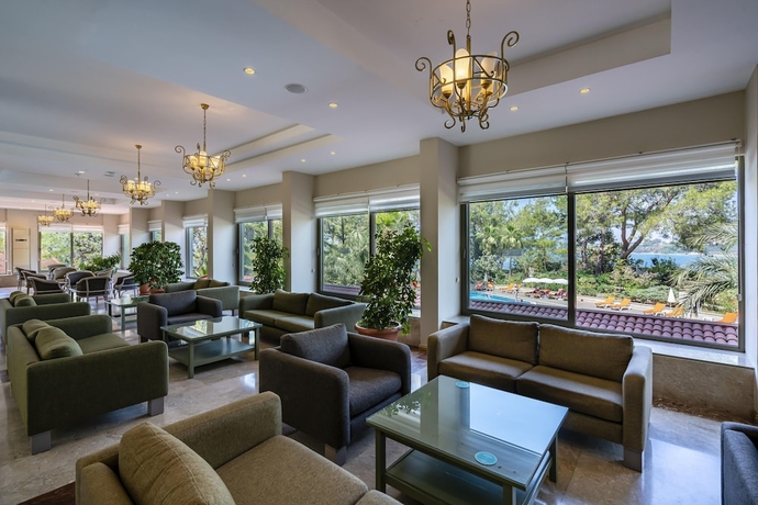 Imagen de la habitación del Hotel İNCEKUM WEST OTEL, İncekum. Foto 9