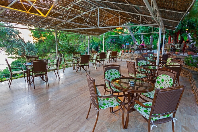 Imagen de la habitación del Hotel İNCEKUM WEST OTEL, İncekum. Foto 11