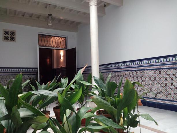 Imagen de los interiores del Hotel NCH Valentina Deluxe. Foto 7