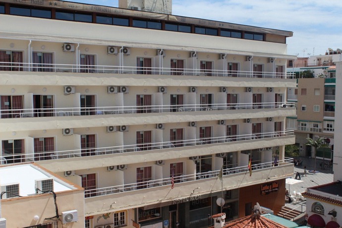 Imagen general del Hotel N.Ch Torremolinos. Foto 1