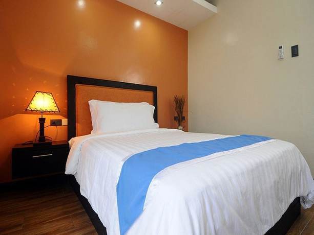 Imagen de la habitación del Hotel NDN Grand Hotel. Foto 8