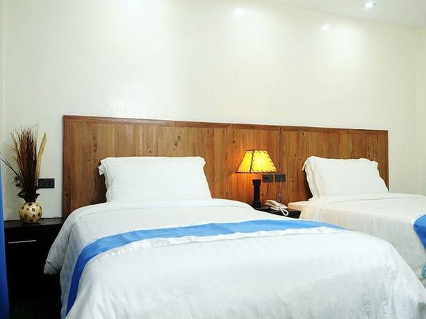 Imagen de la habitación del Hotel NDN Grand Hotel. Foto 9