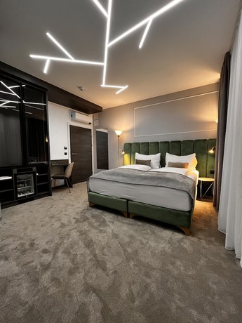 Imagen de la habitación del Hotel NED. Foto 5