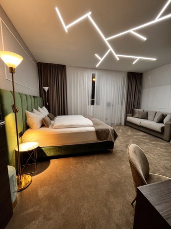 Imagen de la habitación del Hotel NED. Foto 6