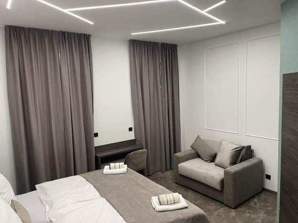 Imagen de la habitación del Hotel NED. Foto 10