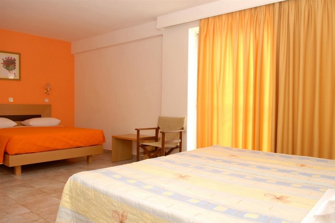 Imagen general del Hotel NEFELI, Lambi. Foto 5