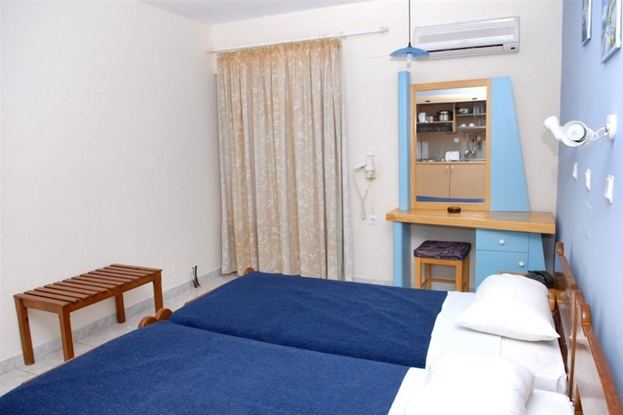 Imagen general del Hotel NEFELI, Lambi. Foto 7