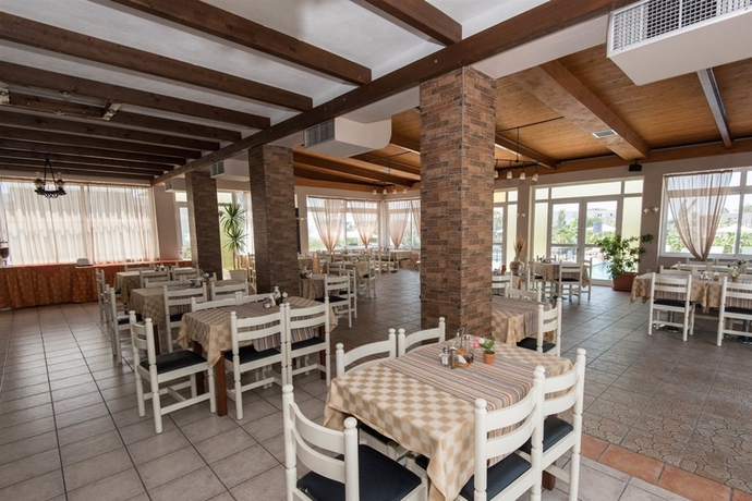 Imagen general del Hotel NEFELI, Lambi. Foto 9