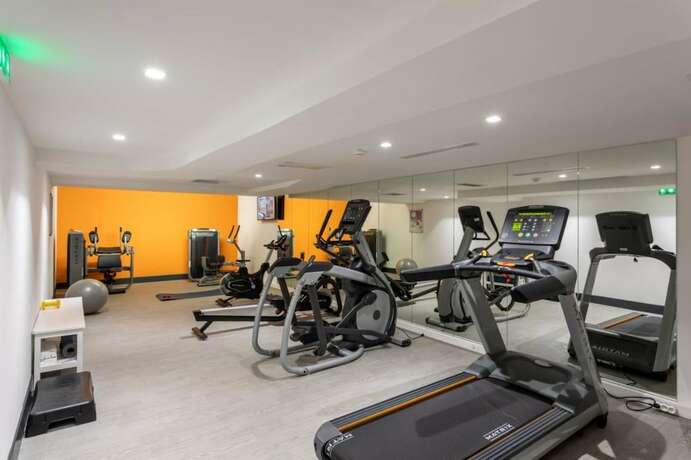 Imagen general del Hotel NEMEA Appart Paris Levallois. Foto 7