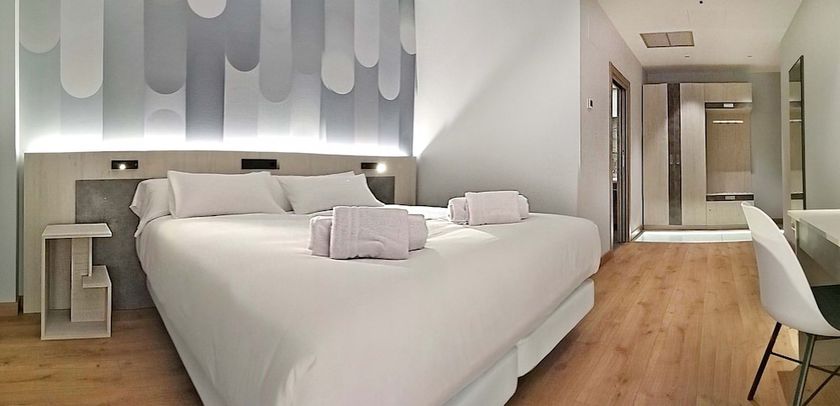 Imagen de la habitación del Hotel NERU con encanto. Foto 7