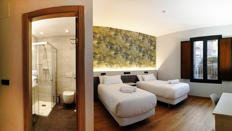 Imagen de la habitación del Hotel NERU con encanto. Foto 9