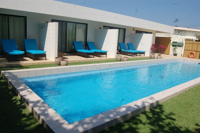 Imagen de la piscina del Hotel NEST Iriomote. Foto 10