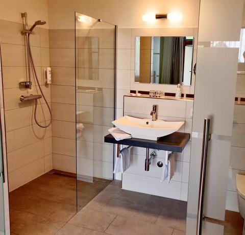 Imagen de la habitación del Hotel NEUE H&Ouml;HE. Foto 12