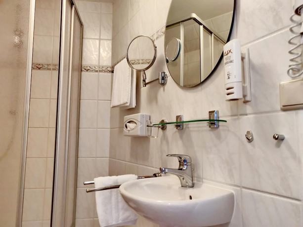 Imagen de la habitación del Hotel NEUE H&Ouml;HE. Foto 19