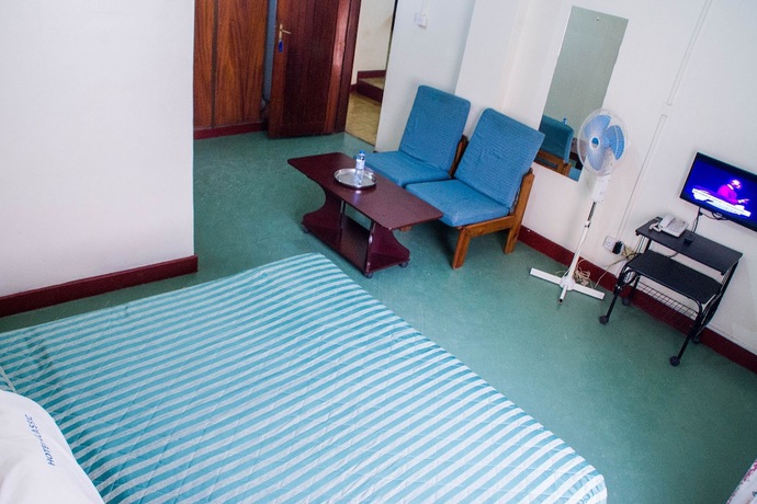 Imagen de la habitación del Hotel NEW Classic. Foto 2