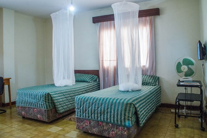 Imagen de la habitación del Hotel NEW Classic. Foto 7