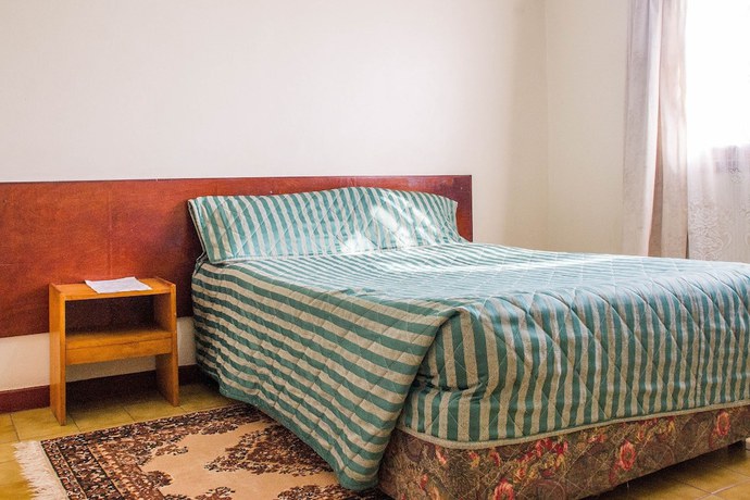 Imagen de la habitación del Hotel NEW Classic. Foto 13