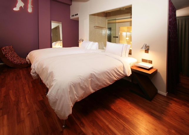Imagen de la habitación del Hotel NEW MAJESTIC. Foto 6