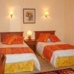 Imagen general del Hotel NEW TIRAN. Foto 6