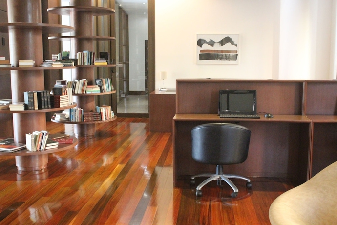 Imagen de los interiores del Hotel NEXT BARRA PRIME. Foto 16