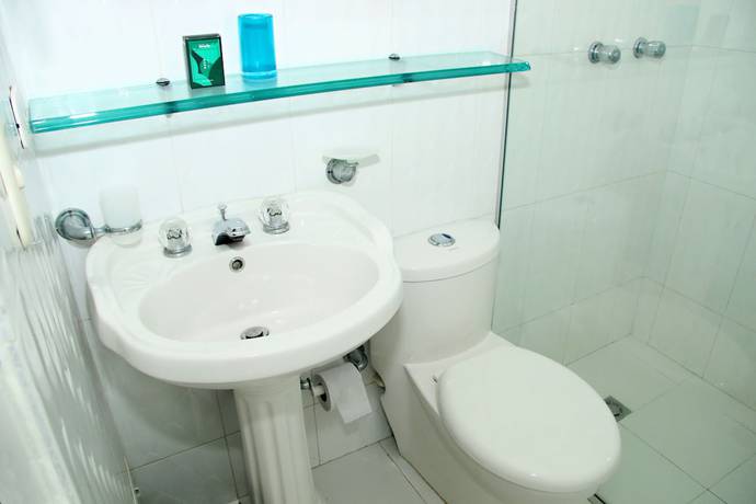 Imagen de la habitación del Hotel NG. Foto 2