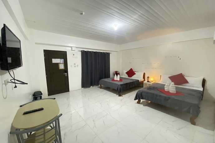 Imagen de la habitación del Hotel NGBMPC Hostel Puerto Galera. Foto 11