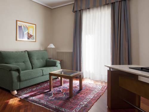 Imagen general del Hotel NH Albar. Foto 5