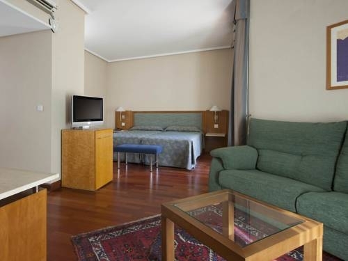 Imagen general del Hotel NH Albar. Foto 11