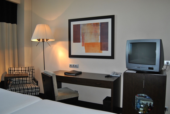 Imagen de la habitación del Hotel NH Alcorcon. Foto 11