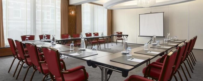 Imagen de los interiores del Hotel NH Amsterdam Caransa. Foto 13