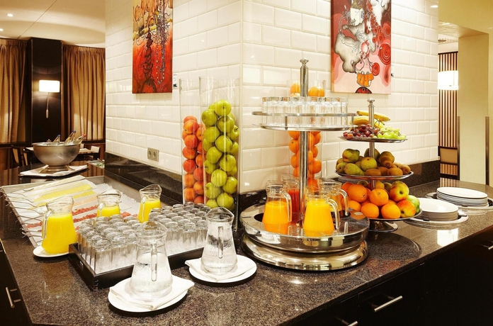 Imagen del bar/restaurante del Hotel NH Amsterdam Leidseplein. Foto 4