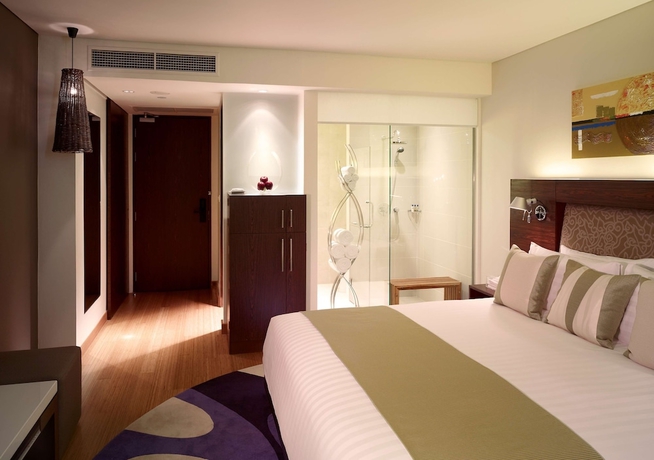 Imagen de la habitación del Hotel NH Bangkok Asoke. Foto 10