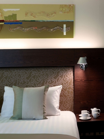 Imagen de la habitación del Hotel NH Bangkok Asoke. Foto 12