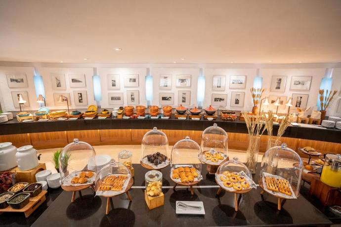 Imagen del bar/restaurante del Hotel NH Bangkok Sukhumvit Boulevard. Foto 2