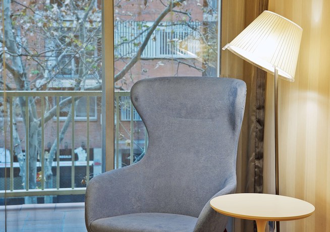 Imagen de la habitación del Hotel NH Barcelona Les Corts. Foto 5