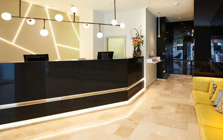 Imagen de los interiores del Hotel NH Barcelona Les Corts. Foto 20
