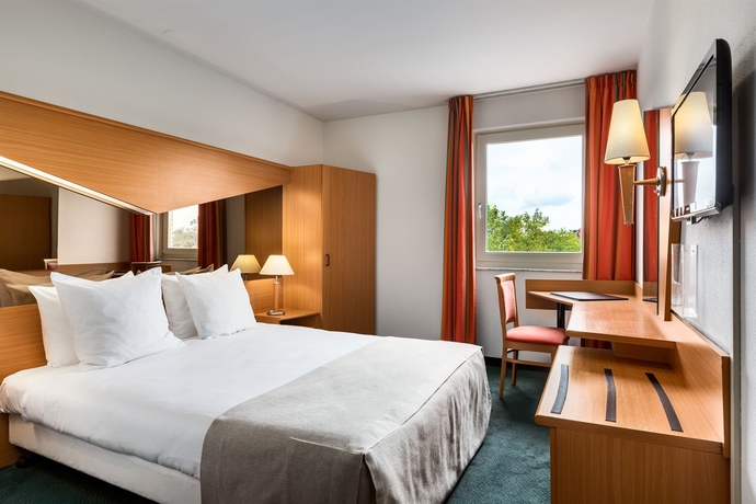 Imagen de la habitación del Hotel NH Best. Foto 10