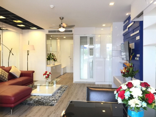 Imagen de los interiores del Hotel NH Boat Lagoon Phuket Resort. Foto 16