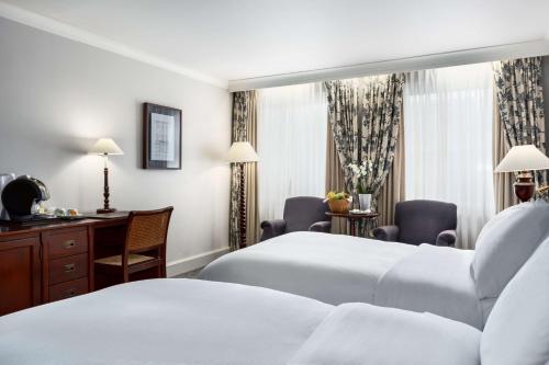 Imagen de la habitación del Hotel NH Brugge. Foto 19