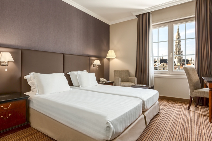Imagen de la habitación del Hotel NH Brussels Carrefour de l'Europe. Foto 8