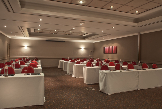 Imagen de los interiores del Hotel NH Brussels Carrefour de l'Europe. Foto 15