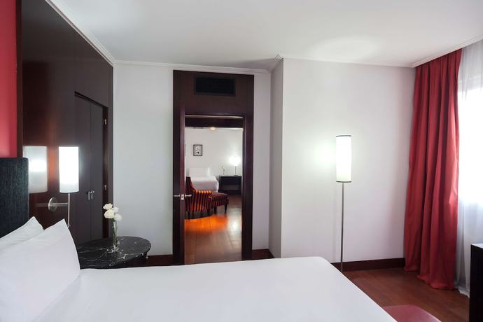 Imagen de la habitación del Hotel NH Buenos Aires City. Foto 7