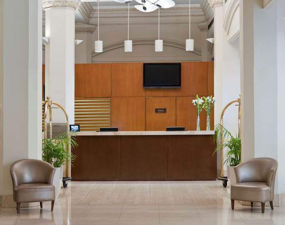 Imagen de los interiores del Hotel NH Buenos Aires City. Foto 18