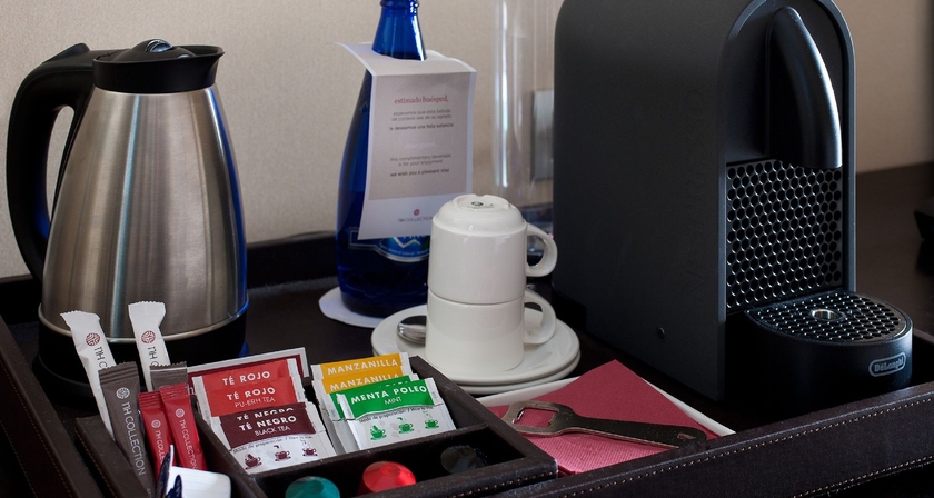 Imagen de la habitación del Hotel NH COLLECTION PALACIO DE ARANJUEZ. Foto 8