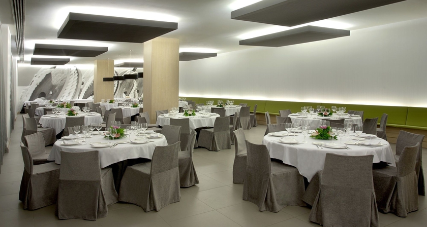 Imagen de los interiores del Hotel NH Campo Cartagena. Foto 11