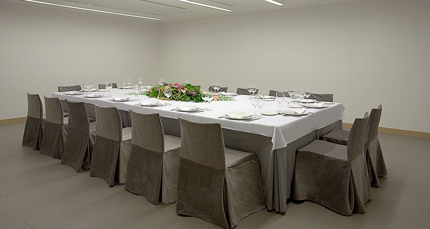 Imagen de los interiores del Hotel NH Campo Cartagena. Foto 15