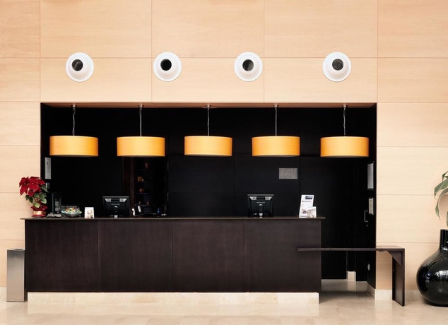 Imagen de los interiores del Hotel NH Campo de Gibraltar. Foto 15