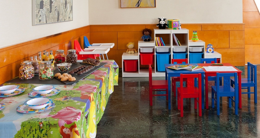 Imagen del bar/restaurante del Hotel NH Ciudad de Cuenca. Foto 3