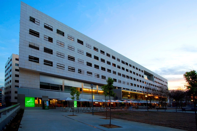 Imagen general del Hotel NH Collection Barcelona Constanza. Foto 2